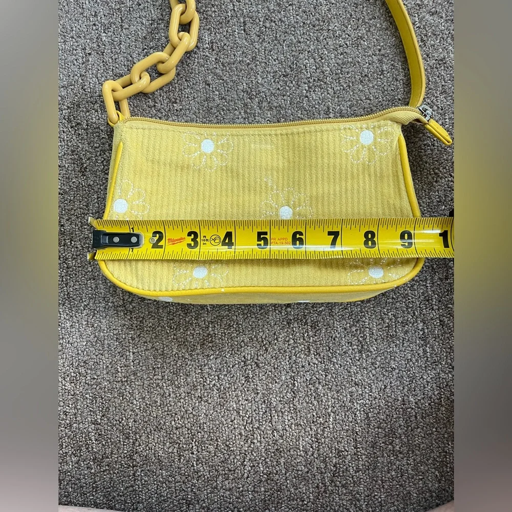 Yellow Daisies Mini Y2K Shoulder Bag‎ Art Class Floral